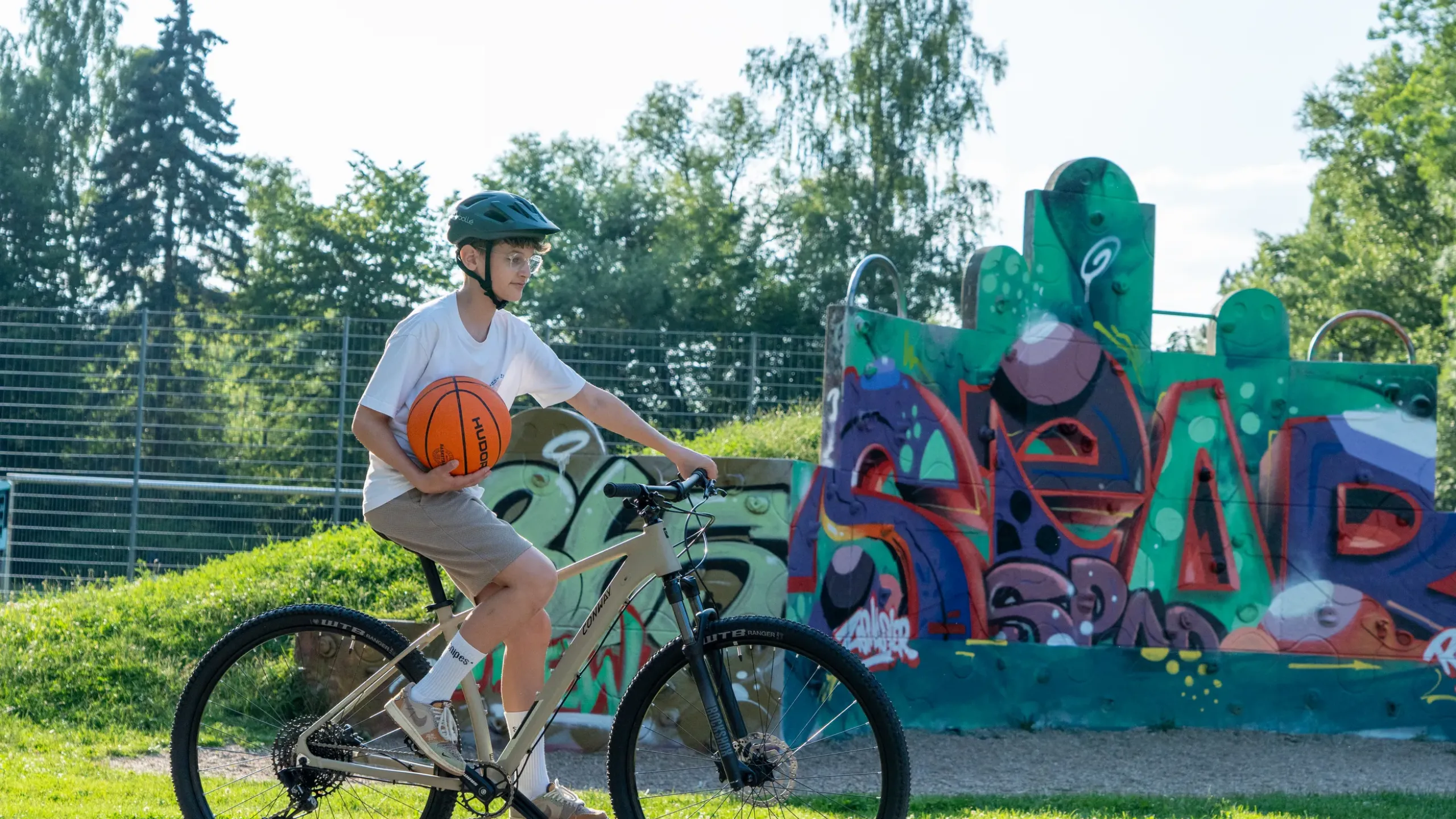 Kinderräder und Laufräder